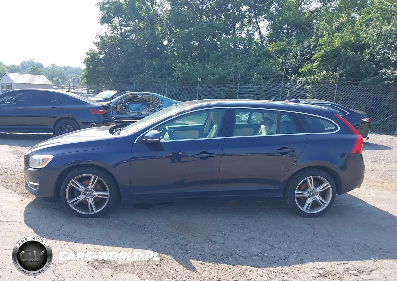 2017 Volvo V60 T5 Premier VIN:YV140MEK1H1343631 - 14