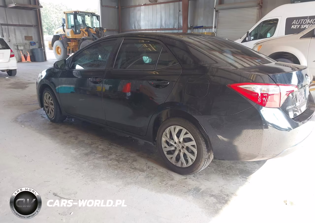 2016 Toyota Corolla Le VIN:2T1BURHE0GC519177 - 3