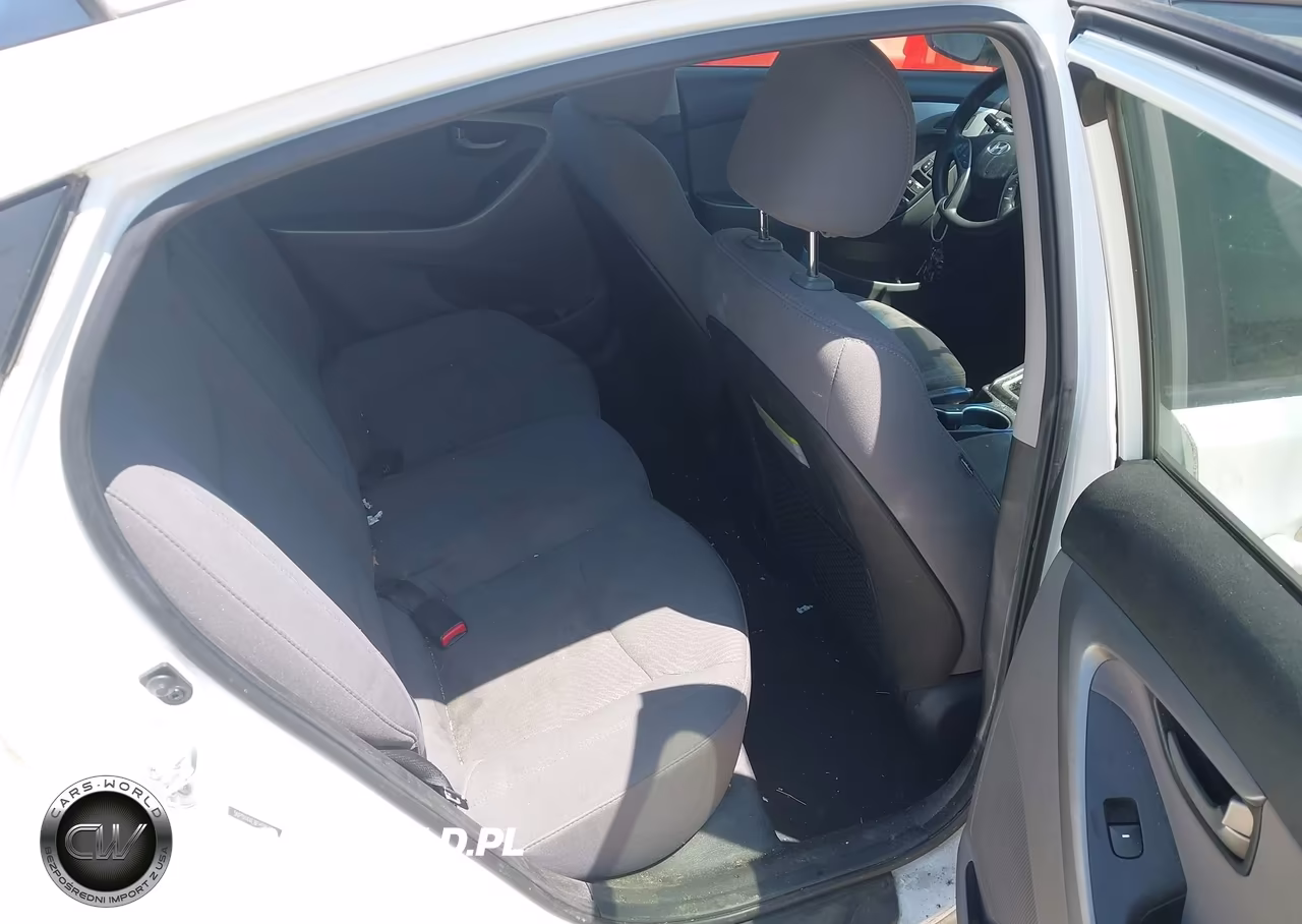 2015 Hyundai Elantra Se VIN:5NPDH4AE8FH586664 - 8