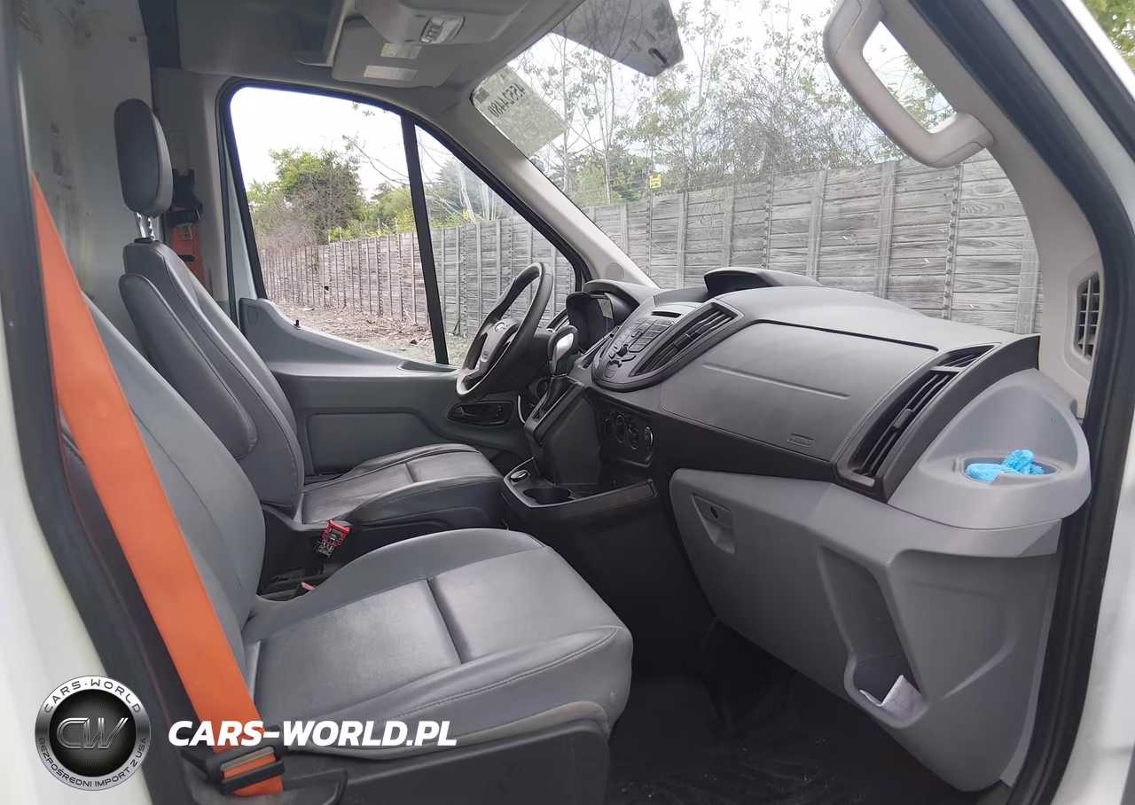 2019 Ford Transit-150 VIN:1FTYE2CM1KKB69319 - 5
