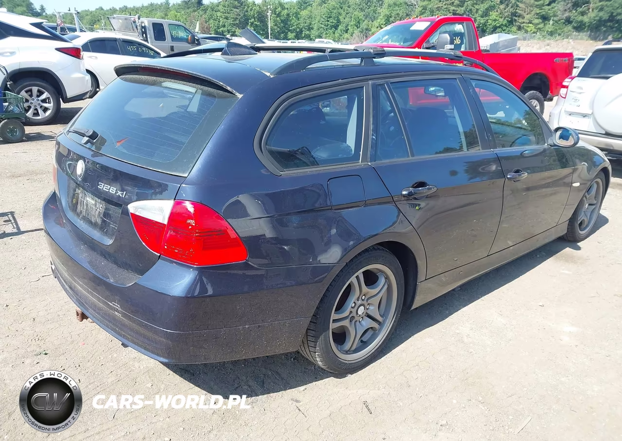 2008 BMW 328Xi VIN:WBAVT73538FZ38013 - 4