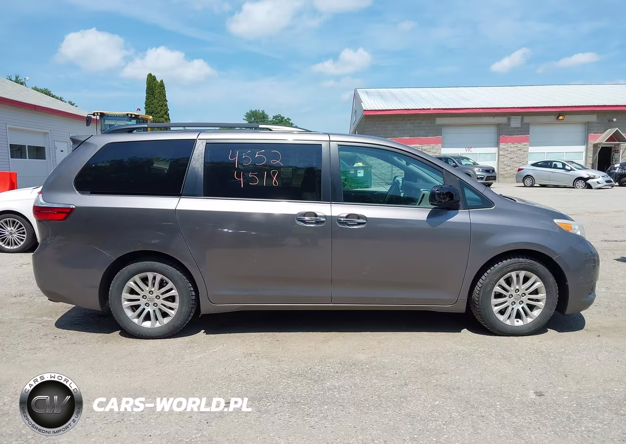 2016 Toyota Sienna Xle 8 Passenger VIN:5TDYK3DC5GS722901 - 13