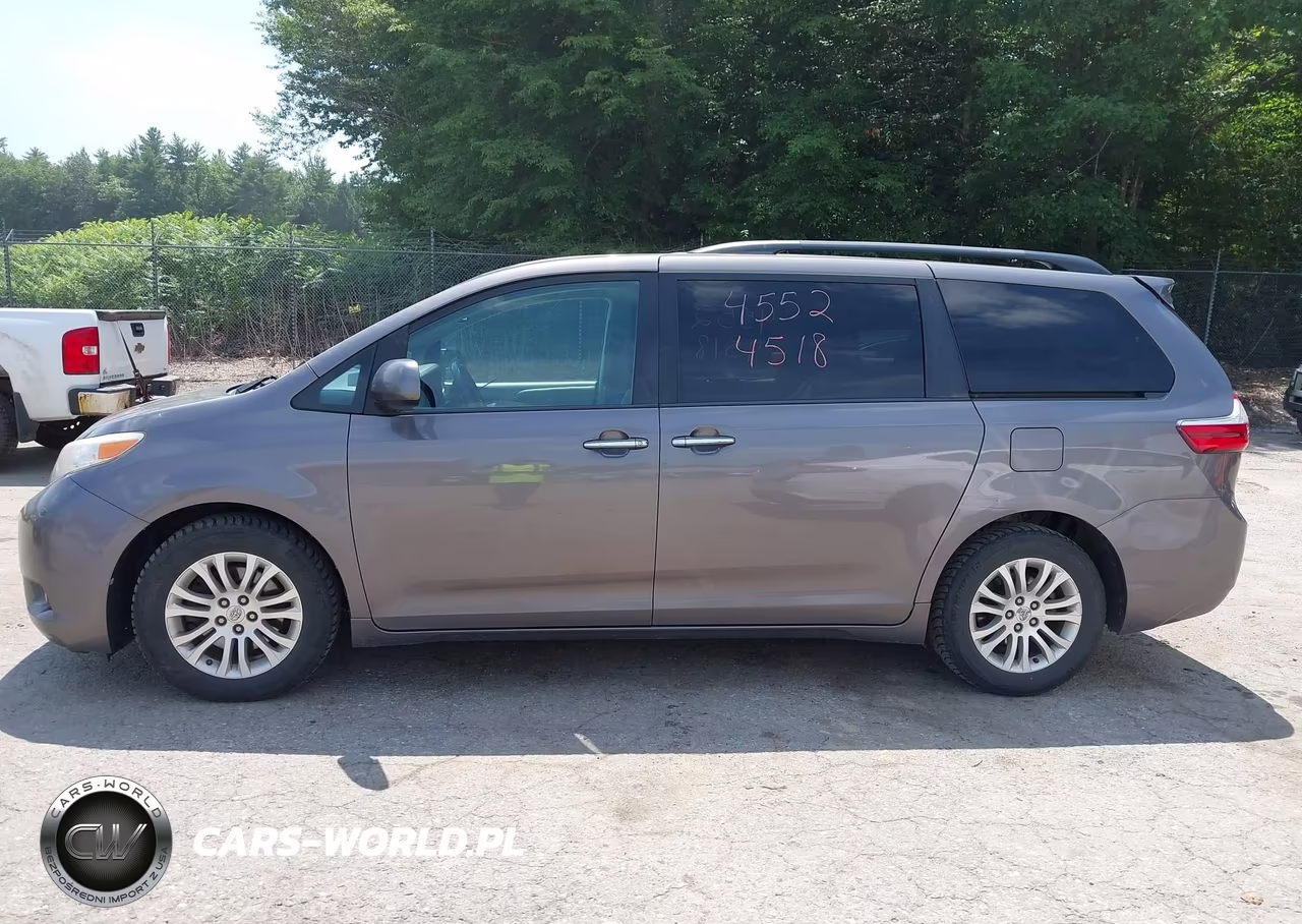 2016 Toyota Sienna Xle 8 Passenger VIN:5TDYK3DC5GS722901 - 14