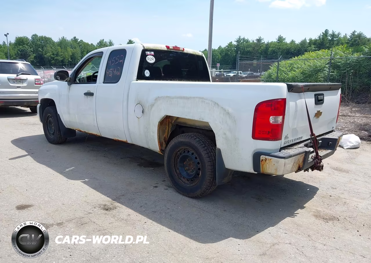 2007 Chevrolet Silverado 1500 Work Truck VIN:2GCEC19C771582550 - 3