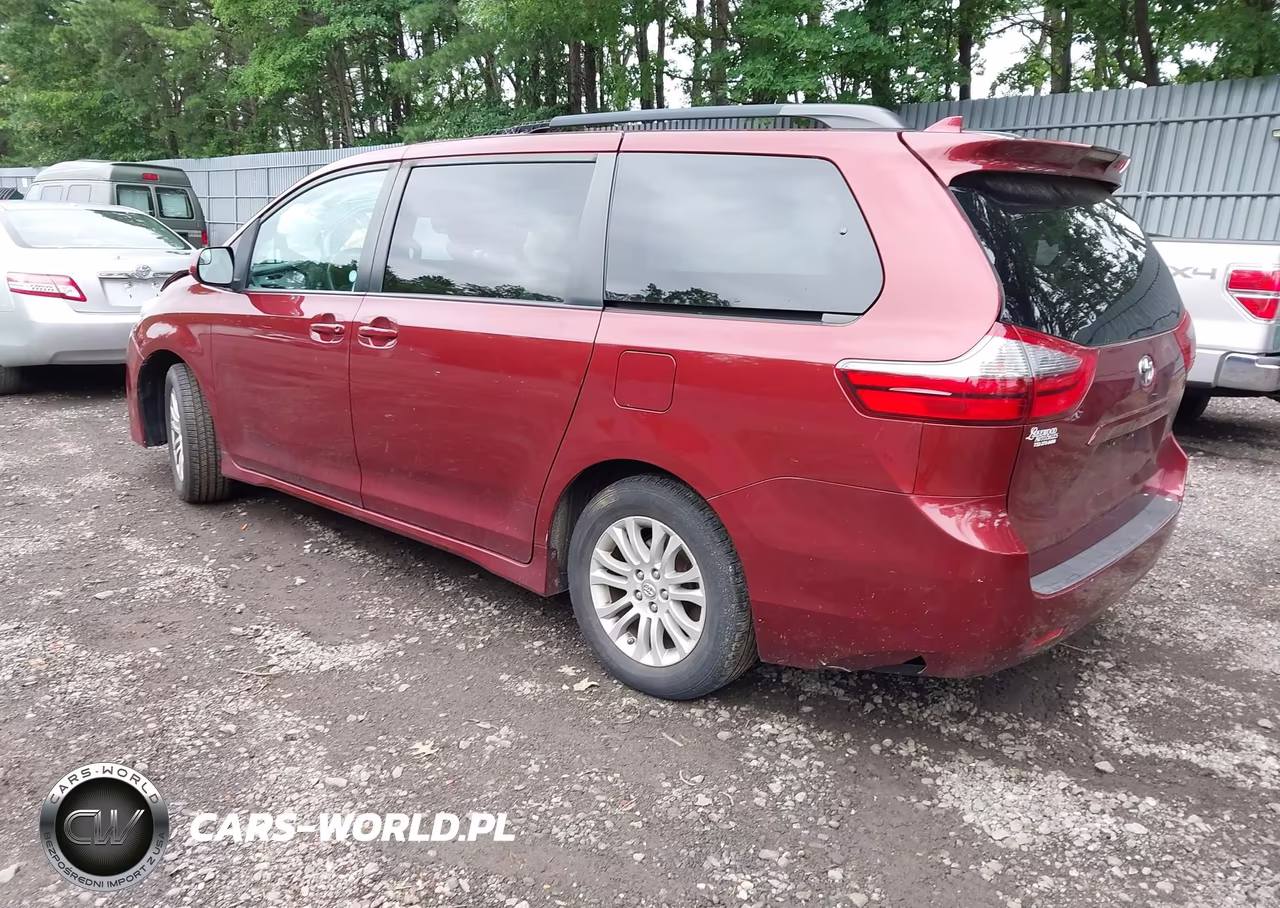 2020 Toyota Sienna Le VIN:5TDKZ3DC5LS068364 - 3