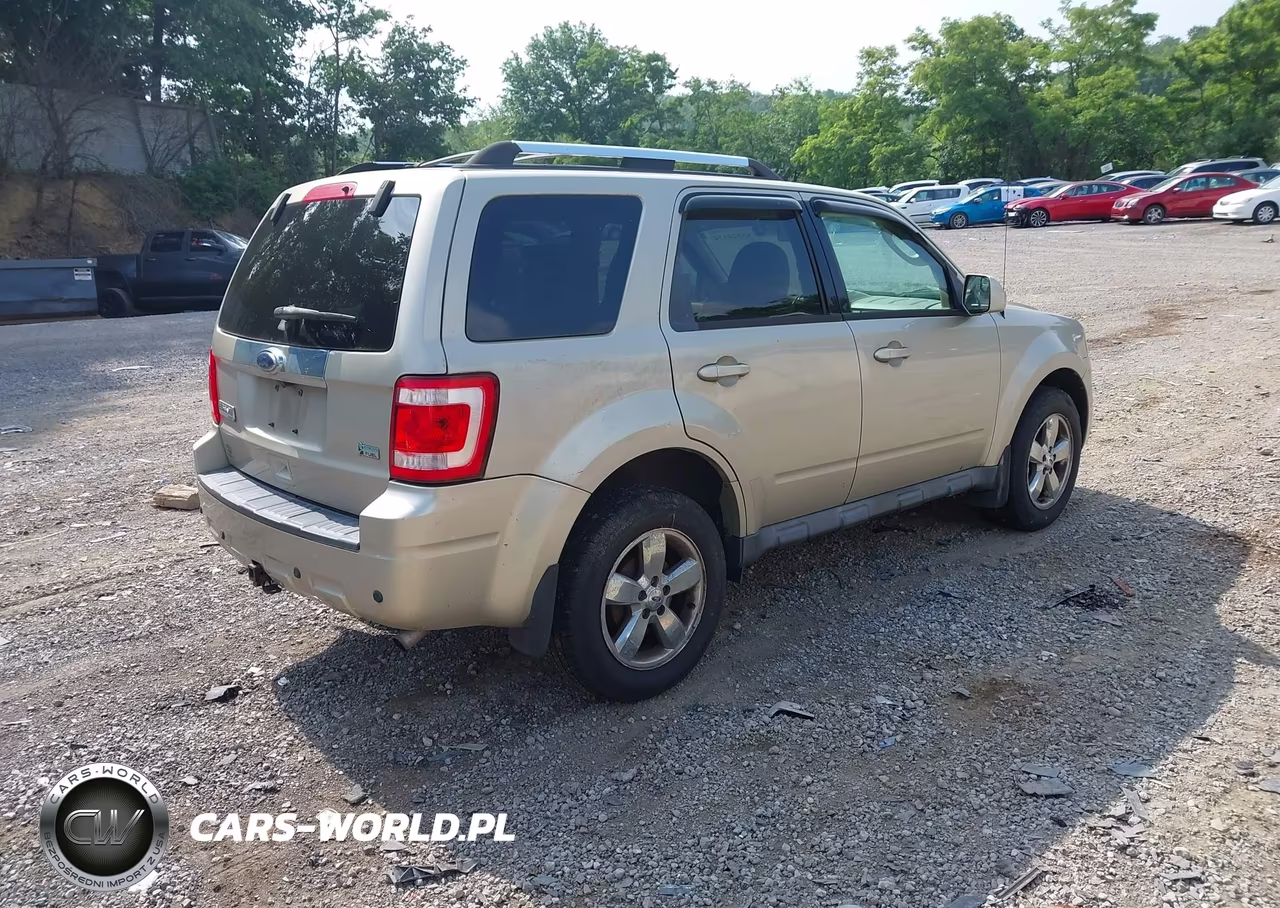 2010 Ford Escape Limited VIN:1FMCU9EG2AKC71607 - 4
