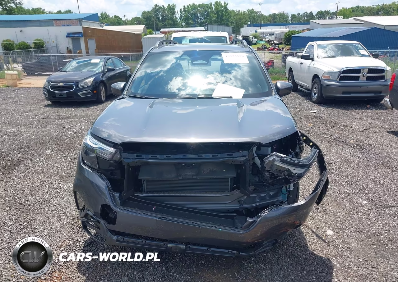 2025 Subaru Forester Premium VIN:JF2SLDDCXSH508395 - 12