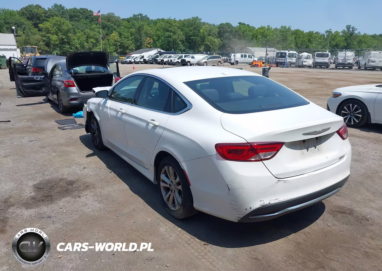 2016 Chrysler 200 Limited VIN:1C3CCCAB9GN133718 - 3