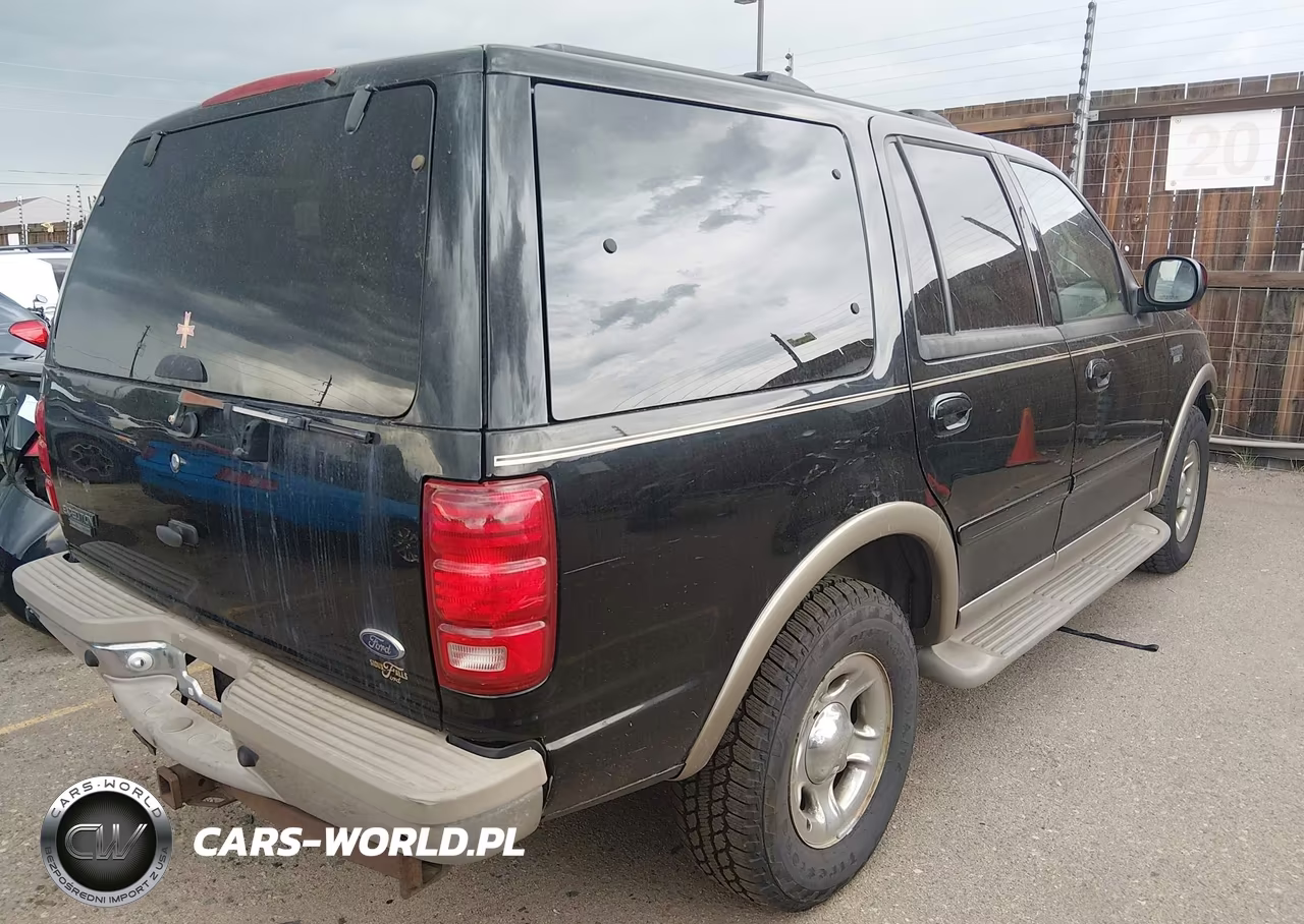 2002 Ford Expedition Eddie Bauer VIN:1FMFU18L42LA60170 - 4