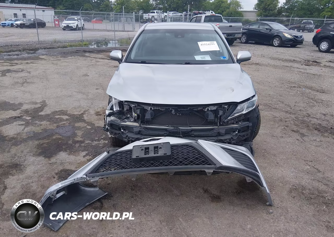 2020 Toyota Camry Se VIN:4T1G11AKXLU900673 - 13