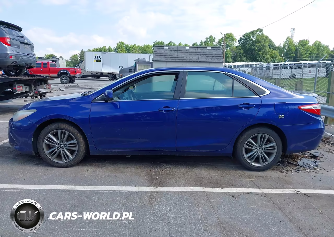 2015 Toyota Camry Se VIN:4T1BF1FK1FU881472 - 14
