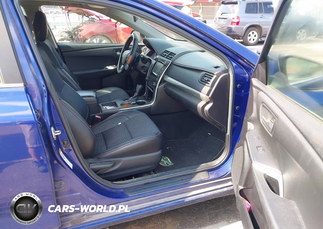 2015 Toyota Camry Se VIN:4T1BF1FK1FU881472 - 5