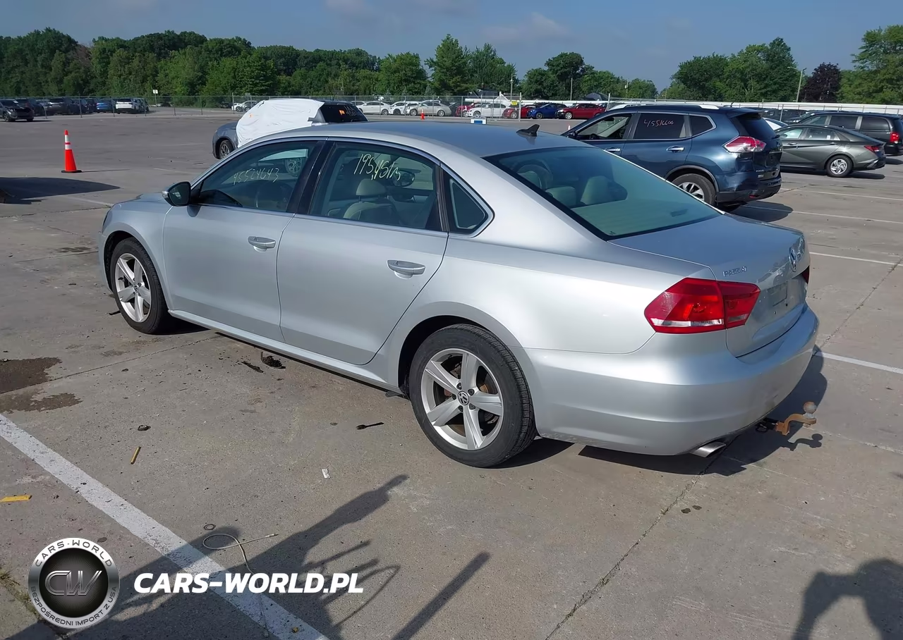 2012 Volkswagen Passat 2.5L Se VIN:1VWBP7A34CC010102 - 3