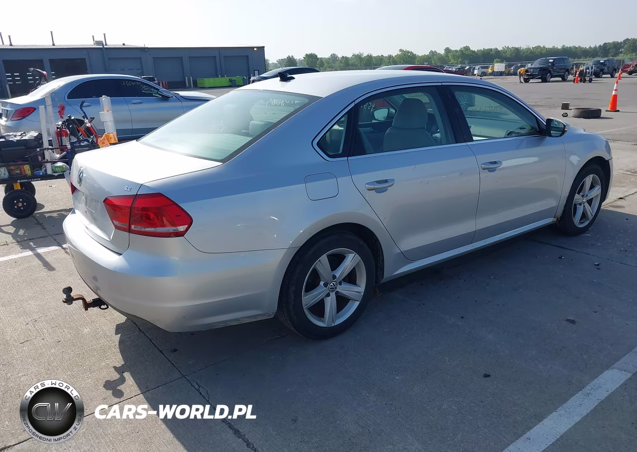 2012 Volkswagen Passat 2.5L Se VIN:1VWBP7A34CC010102 - 4