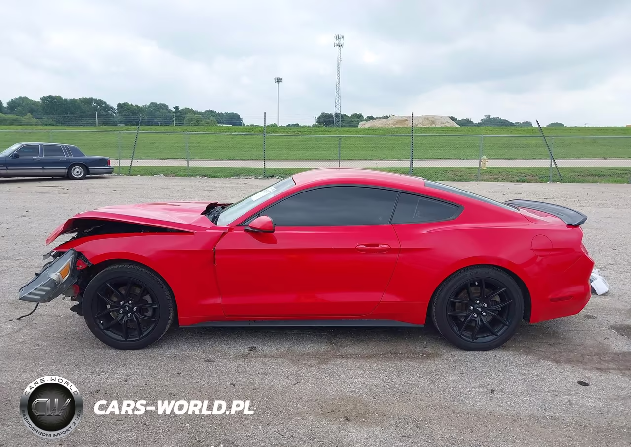 2016 Ford Mustang V6 VIN:1FA6P8AM1G5209076 - 15