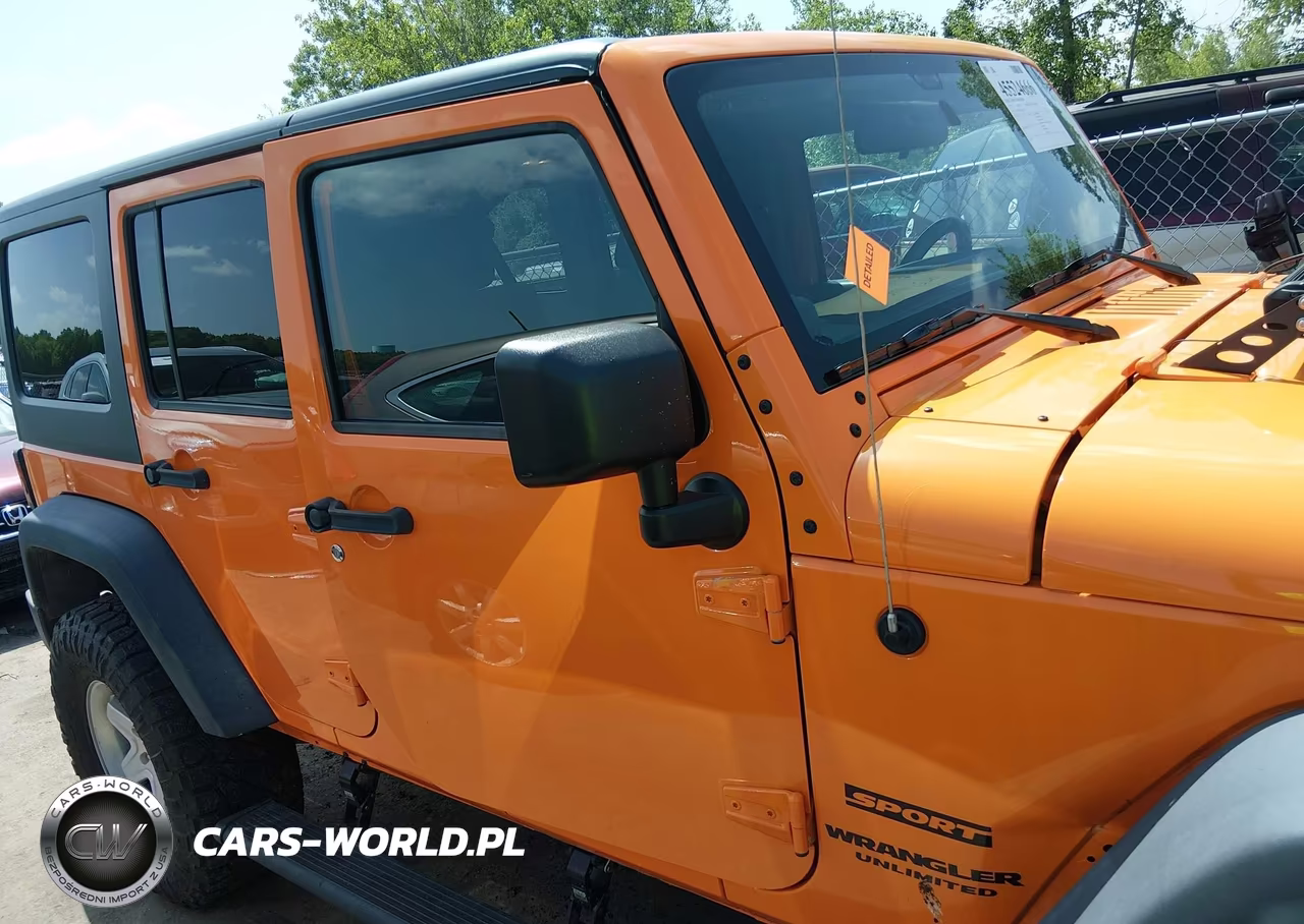 2012 Jeep Wrangler Unlimited Sport VIN:1C4BJWDG0CL222136 - 13