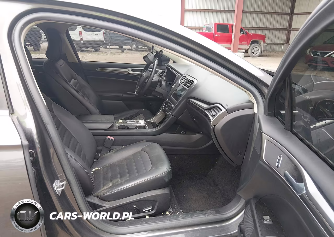 2017 Ford Fusion Energi Se Luxury VIN:3FA6P0PU5HR283950 - 5
