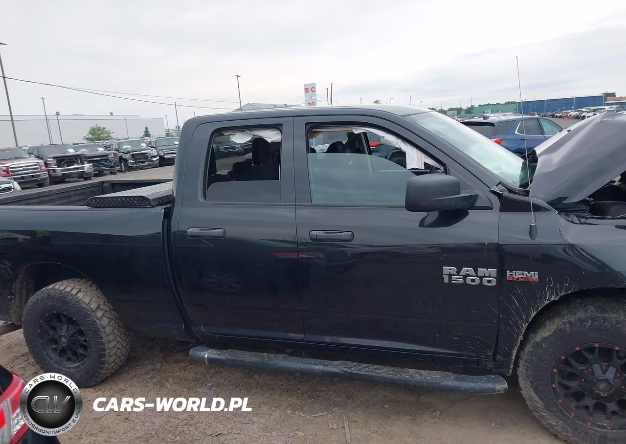 2018 Ram 1500 Express 4X4 6'4 Box VIN:1C6RR7FT5JS351619 - 14