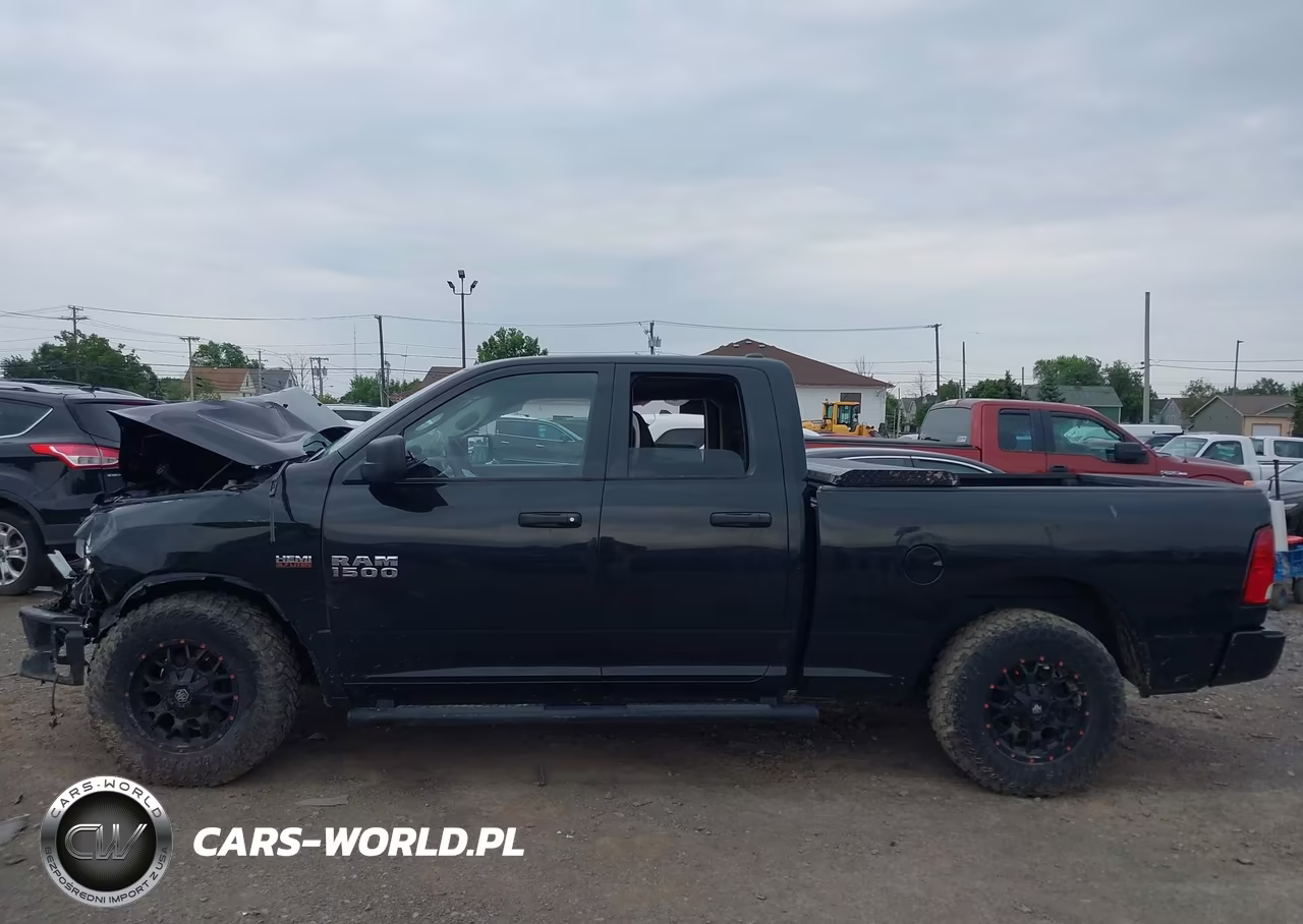 2018 Ram 1500 Express 4X4 6'4 Box VIN:1C6RR7FT5JS351619 - 15