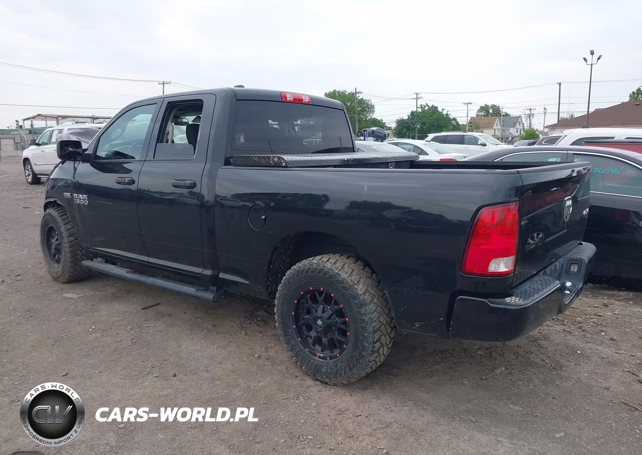 2018 Ram 1500 Express 4X4 6'4 Box VIN:1C6RR7FT5JS351619 - 3