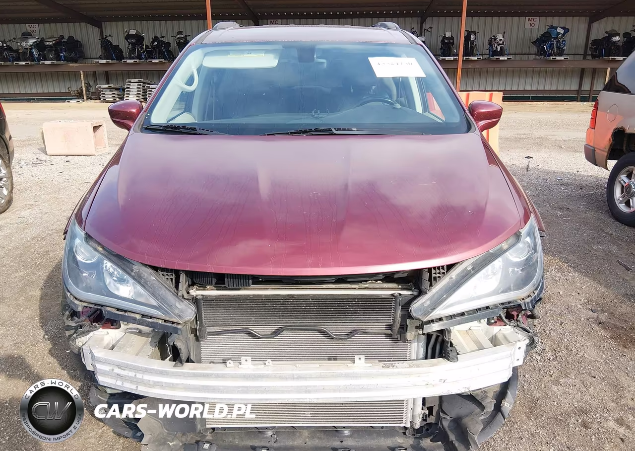 2017 Chrysler Pacifica Touring-L VIN:2C4RC1BG9HR533917 - 13