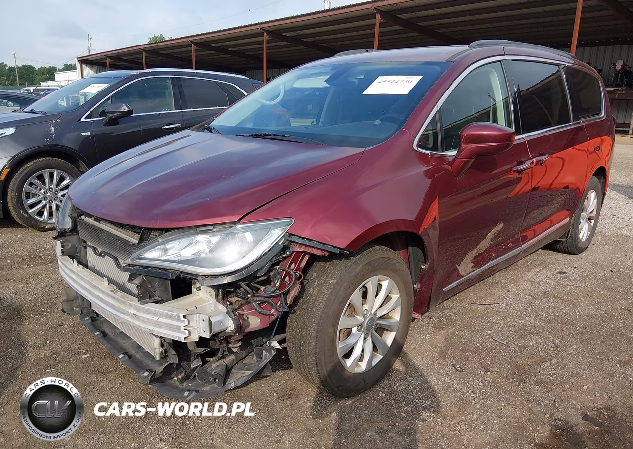2017 Chrysler Pacifica Touring-L VIN:2C4RC1BG9HR533917 - 2
