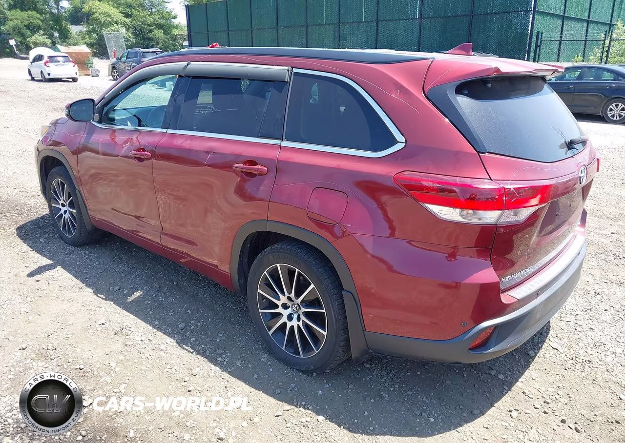 2018 Toyota Highlander Se VIN:5TDJZRFH1JS537826 - 3