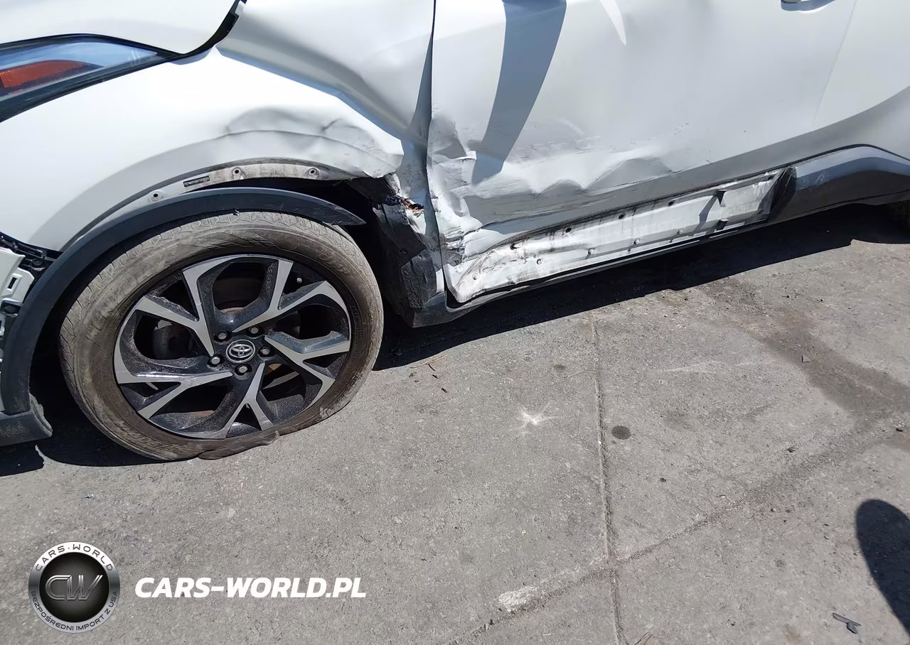 2019 Toyota C-Hr Xle VIN:NMTKHMBX7KR080642 - 17