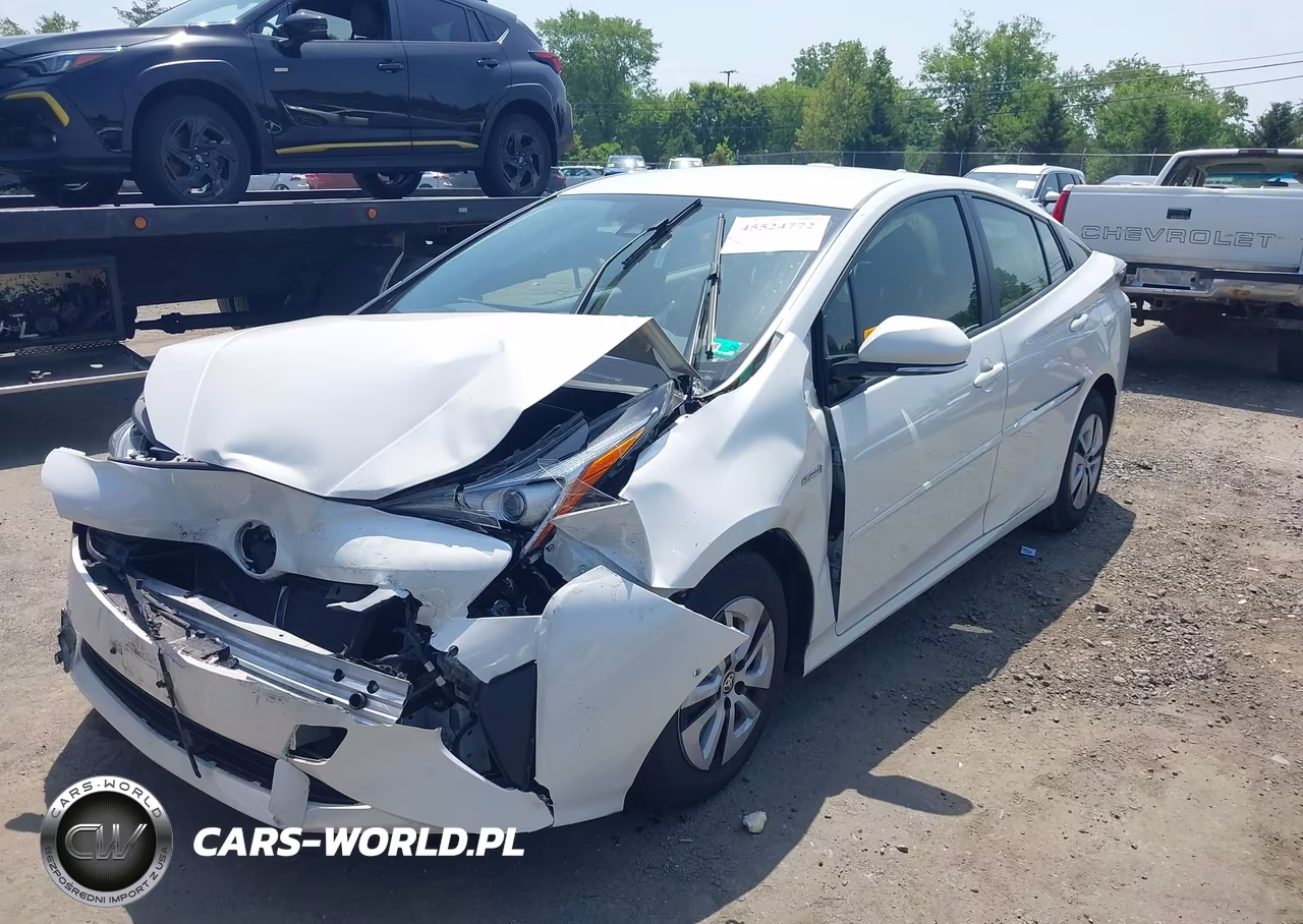 2018 Toyota Prius Three VIN:JTDKARFU4J3057502 - 2