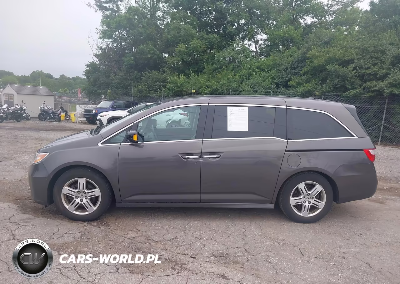 2013 Honda Odyssey Touring-Touring Elite VIN:5FNRL5H94DB004333 - 14