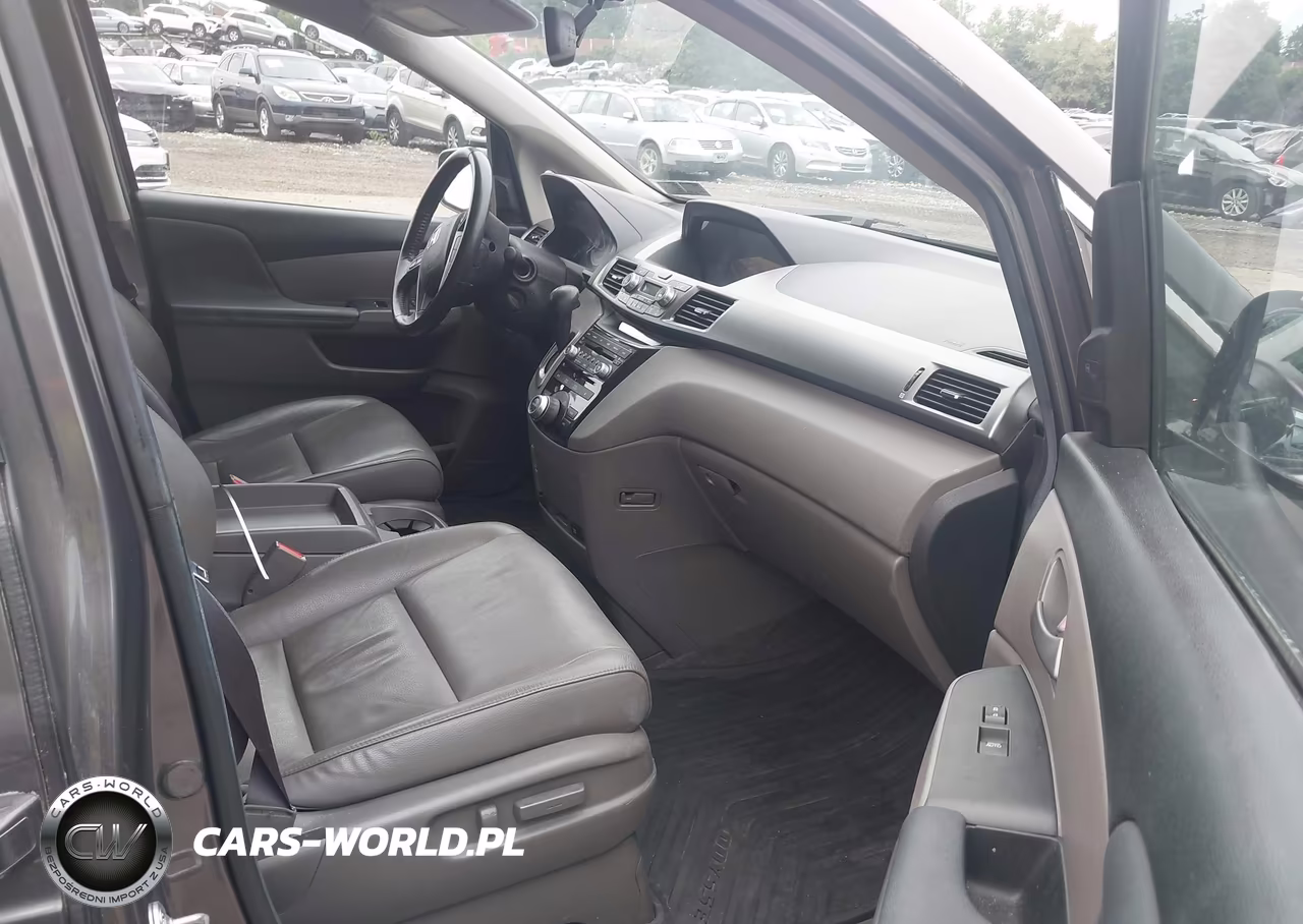 2013 Honda Odyssey Touring-Touring Elite VIN:5FNRL5H94DB004333 - 5