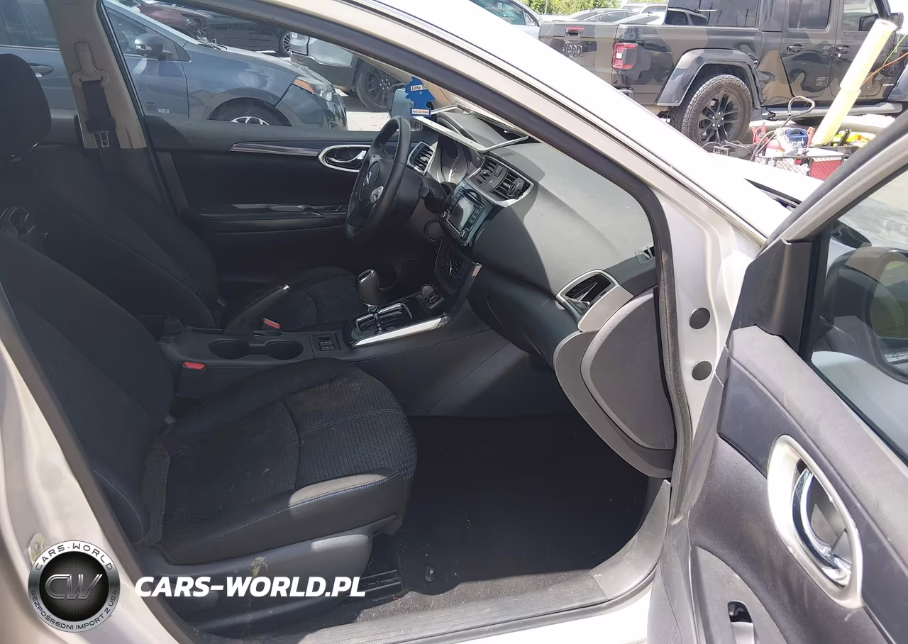 2018 Nissan Sentra Sr Turbo VIN:3N1CB7AP7JY201819 - 5