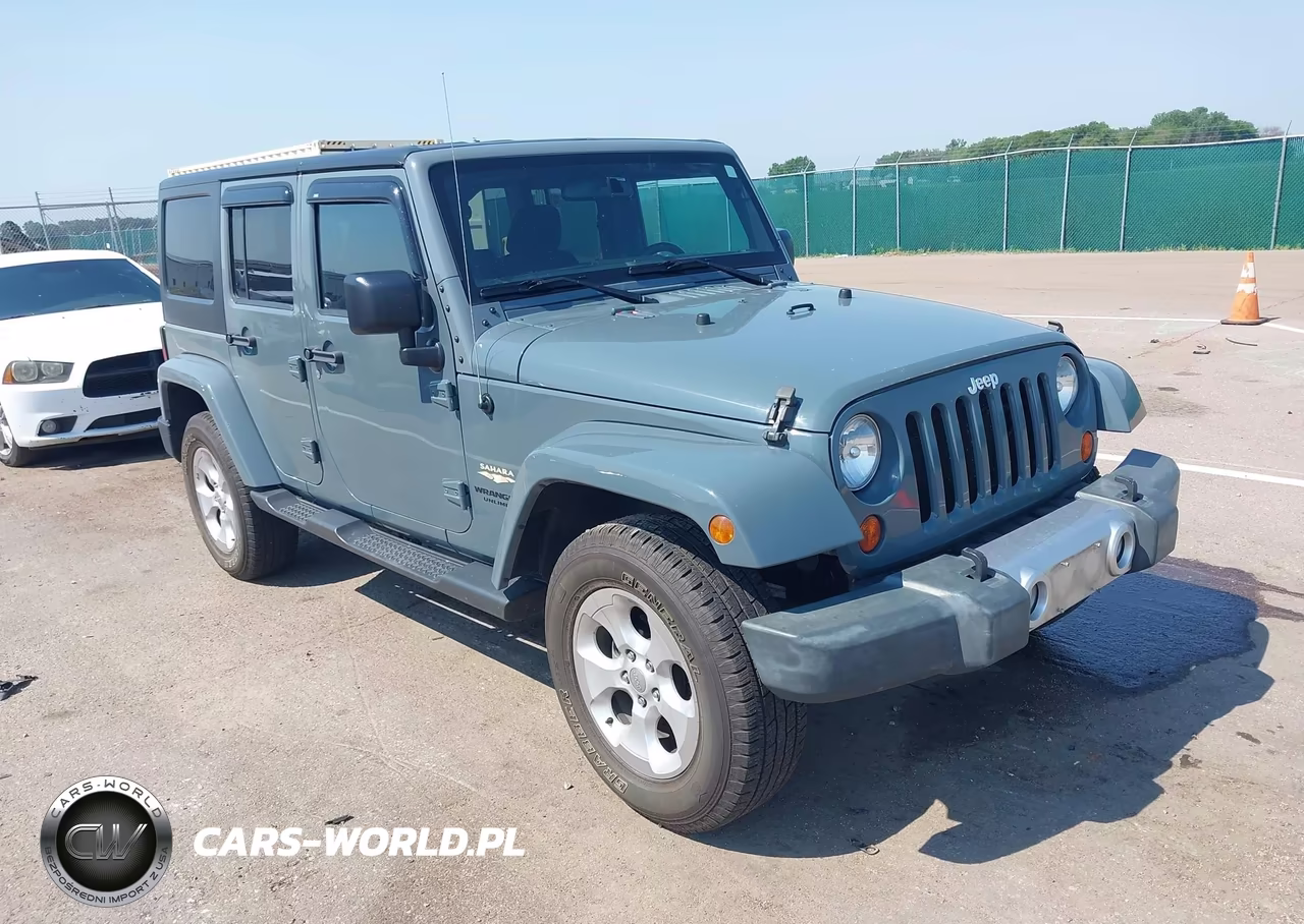 2015 Jeep Wrangler Unlimited Sahara – zdjęcie 1 z 16