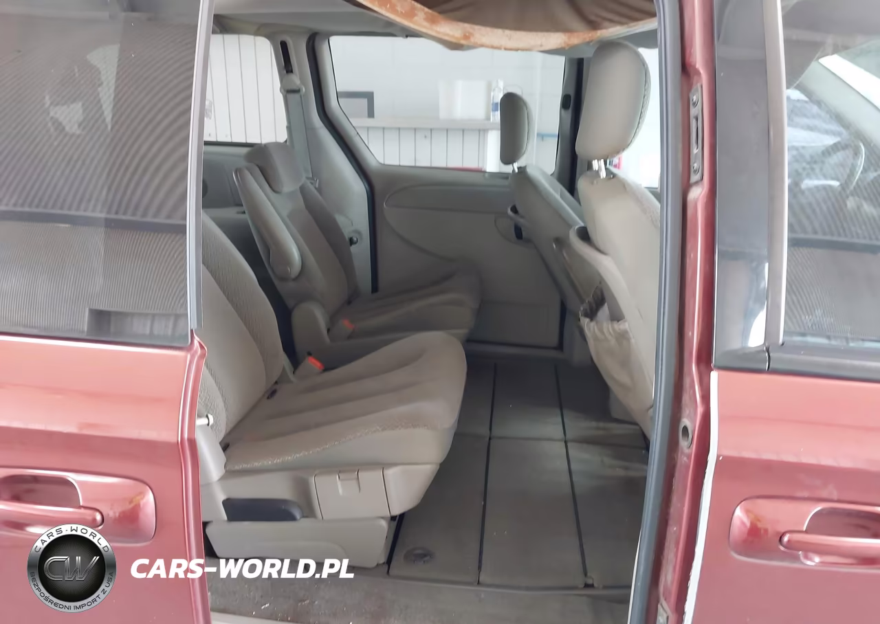 2007 Chrysler Town & Country Touring VIN:2A4GP54L77R298603 - 8