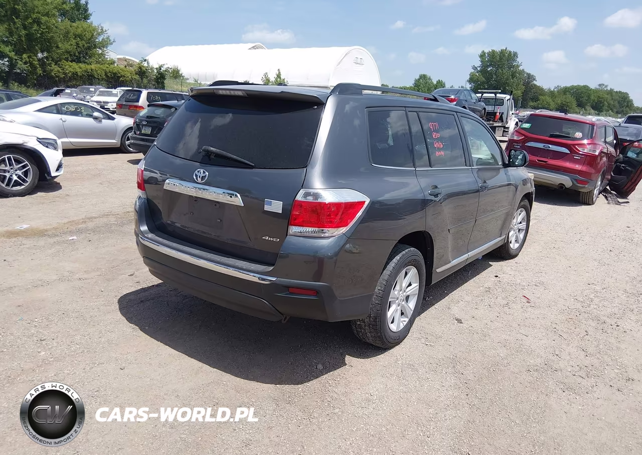 2011 Toyota Highlander Se V6 VIN:5TDBK3EH1BS079648 - 4