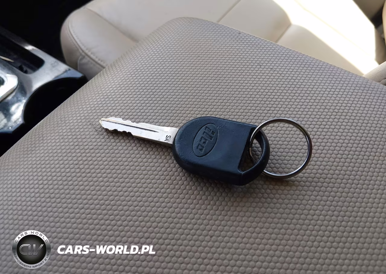 2009 Ford Escape Limited VIN:1FMCU04789KB28346 - 11