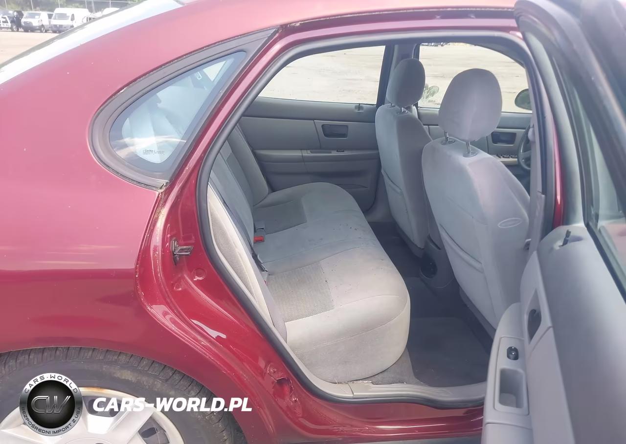 2006 Ford Taurus Se VIN:1FAHP53U36A153913 - 8