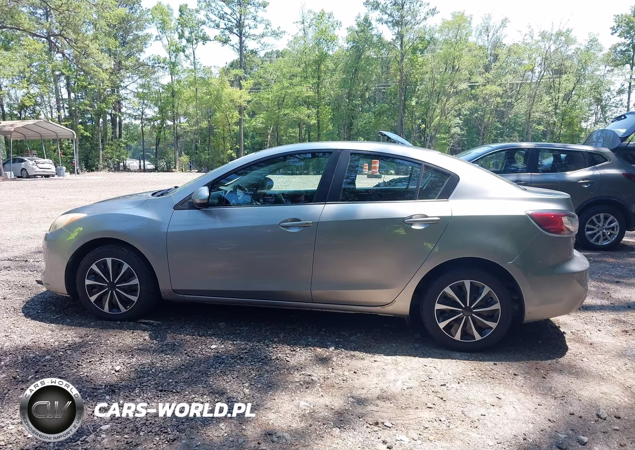 2013 Mazda Mazda3 I Sport VIN:JM1BL1U72D1757138 - 14