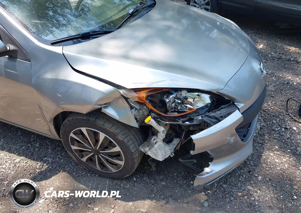2013 Mazda Mazda3 I Sport VIN:JM1BL1U72D1757138 - 6