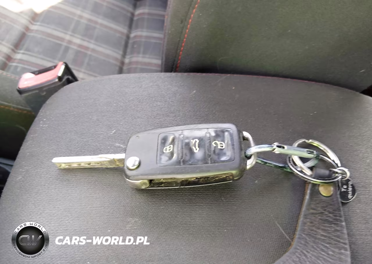 2012 Volkswagen Gti 2-Door VIN:WVWFD7AJ0CW235787 - 11