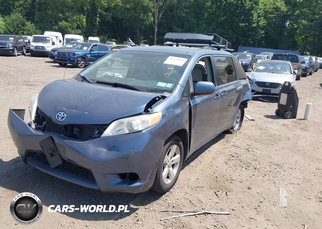 2014 Toyota Sienna Le V6 8 Passenger VIN:5TDKK3DC7ES516661 - 2