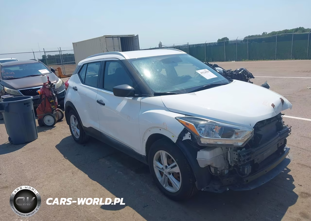 2019 Nissan Kicks S
