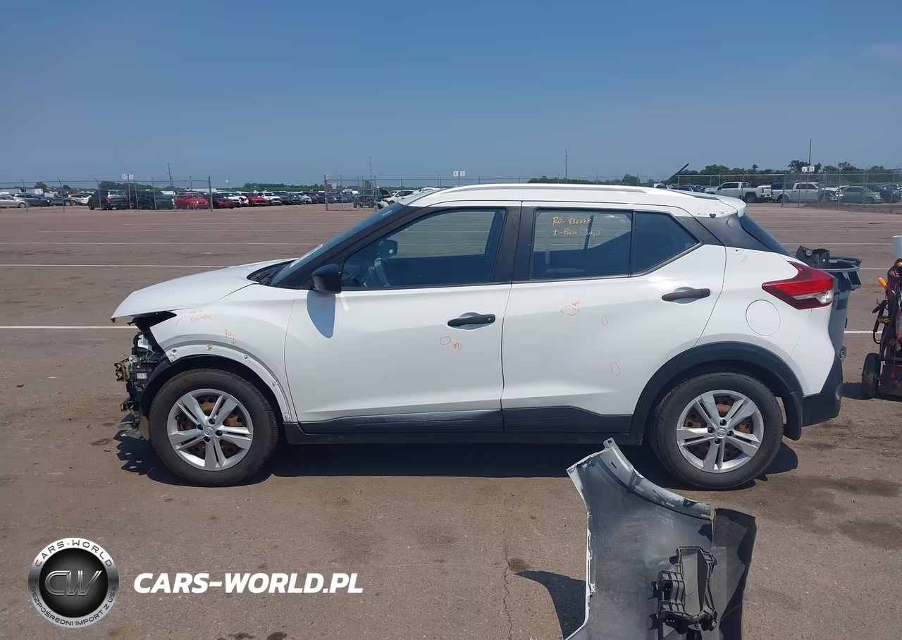 2019 Nissan Kicks S VIN:3N1CP5CU7KL495780 - 15