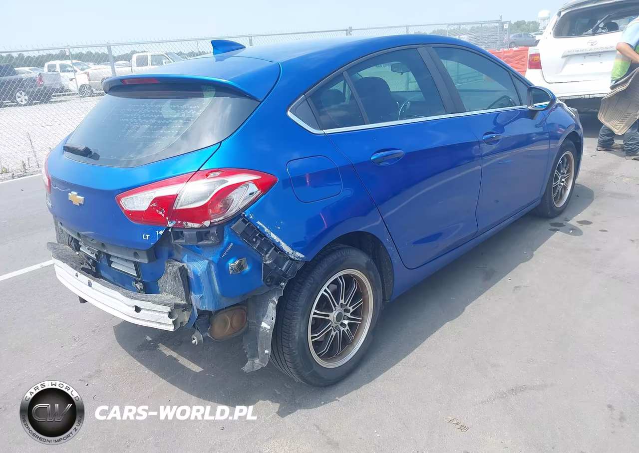 2019 Chevrolet Cruze Lt VIN:3G1BE6SM5KS564311 - 4