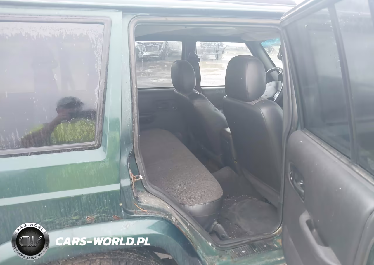 2000 Jeep Cherokee Classic VIN:1J4FF58S4YL250664 - 8