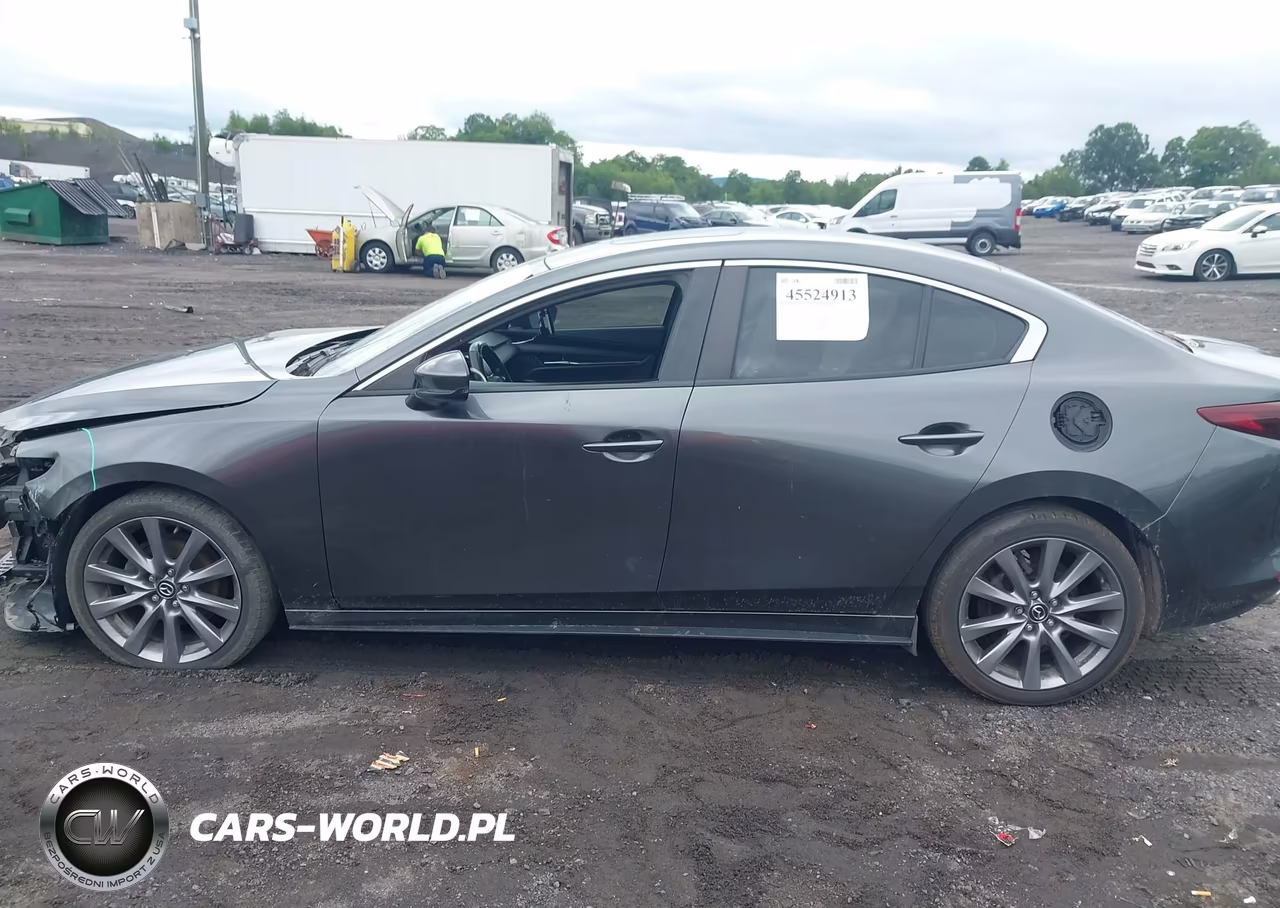 2024 Mazda Mazda3 2.5 S Preferred VIN:3MZBPACM2RM424456 - 14