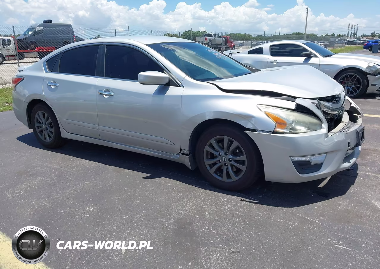 2015 Nissan Altima 2.5 S – zdjęcie 1 z 17