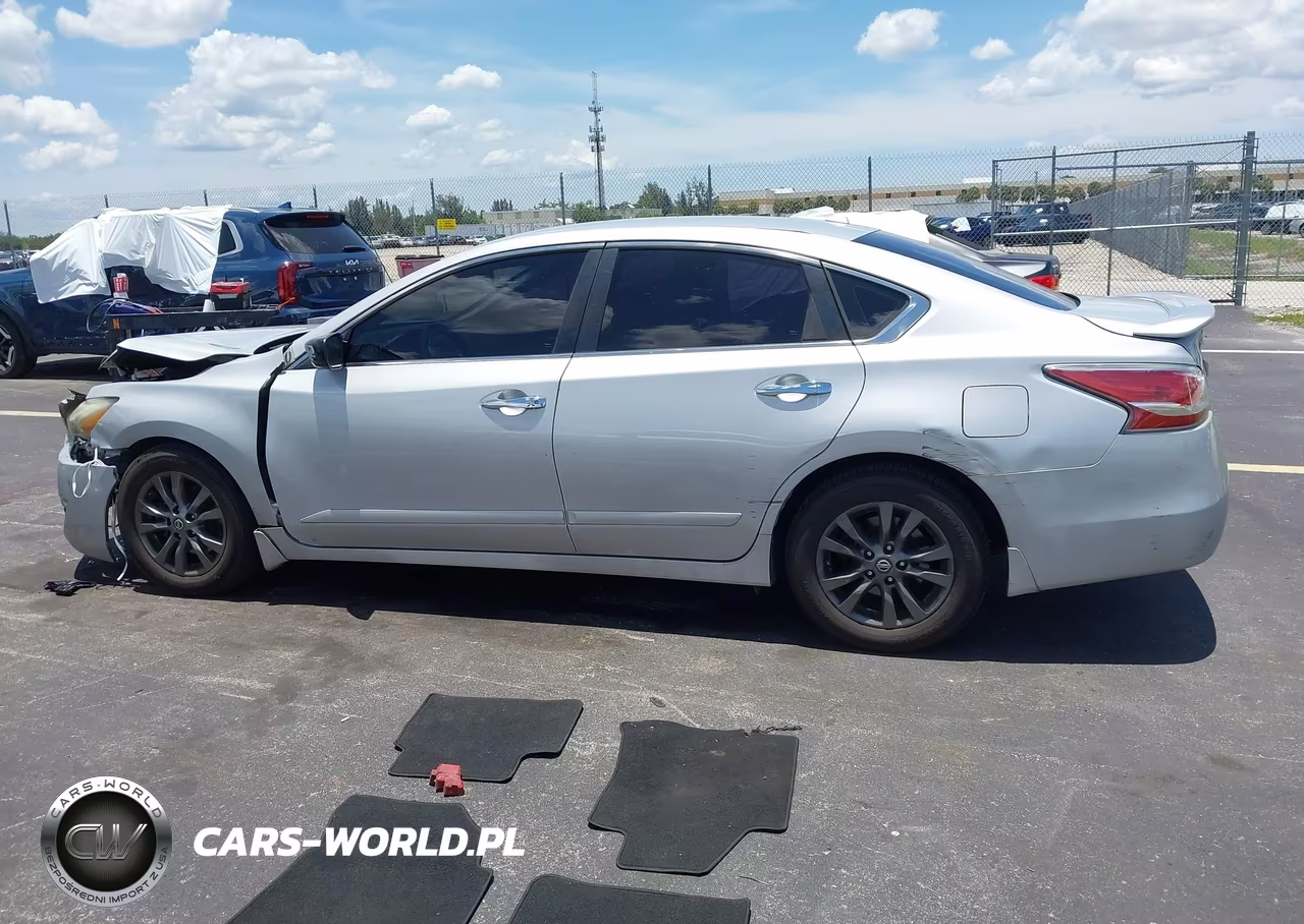 2015 Nissan Altima 2.5 S VIN:1N4AL3AP3FN903611 - 15