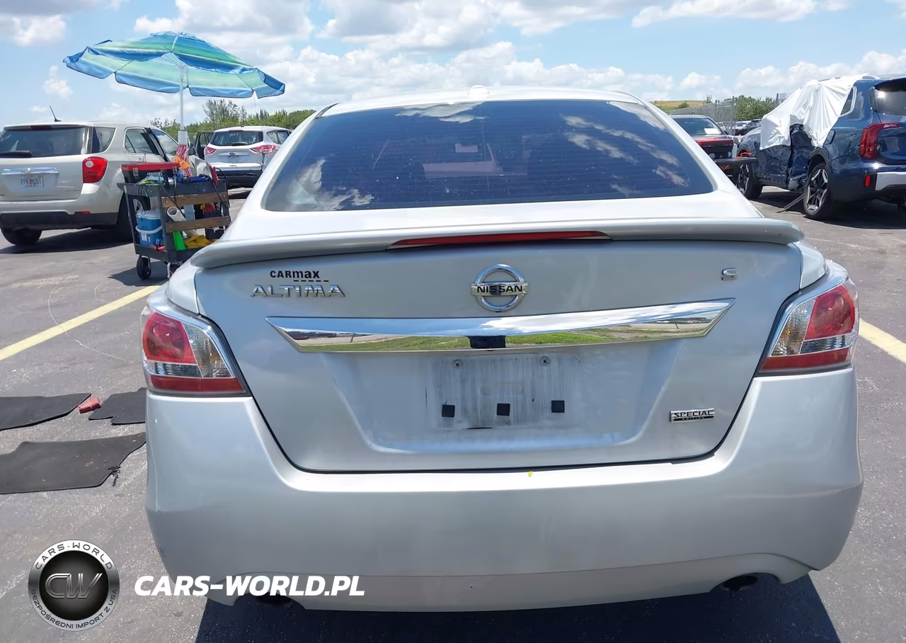 2015 Nissan Altima 2.5 S VIN:1N4AL3AP3FN903611 - 17