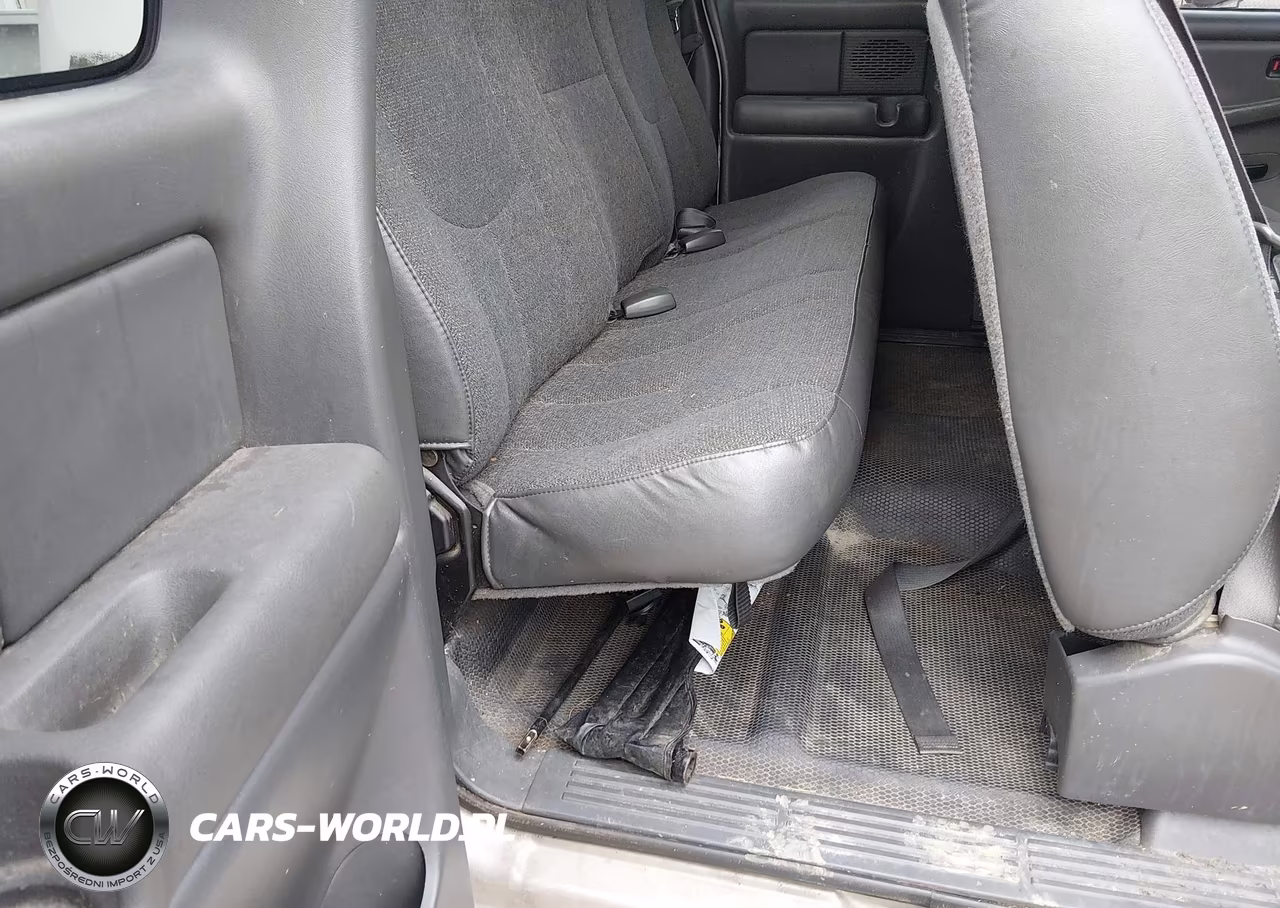 2004 Chevrolet Silverado 1500 Work Truck VIN:1GCEC19X44Z264147 - 8